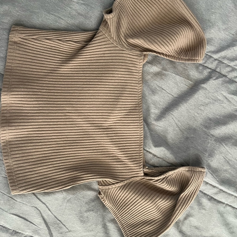 H&M Ribbed Brown Top